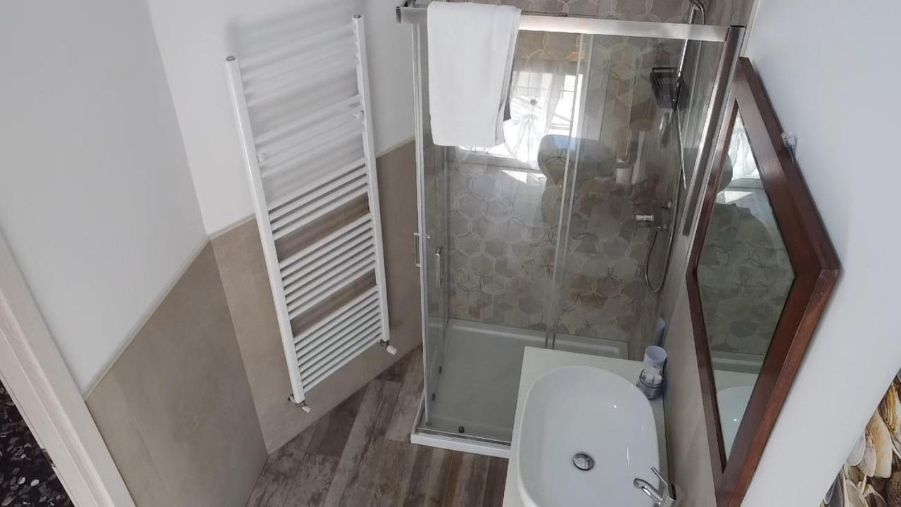 Andrea Affittacamere E B&B 索里根安诺沃 外观 照片